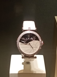 名錶借款-590鴻泰當舖提供永和名錶借款,新北市名錶借款,永和當舖,中和手錶借款,新店,板橋勞力士名錶借款,台北市百達翡麗名錶借款,公館名錶車借款,土城ＡＰ愛彼錶借款,新莊 IWC萬國手錶借款,頂溪站附近手錶借款,新店汽名錶勞力士典當,三重,新莊,土城,蘆洲,樹林,中正區,大安區OMEGA歐米茄借款,文山區,景美區,木柵區,萬華區,新北市Piaget伯爵表借款,台北推薦當鋪名錶借款,新北市低利息名錶借款,永和手錶借款轉當降息,永和地區如有名錶借款25